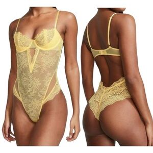 Victoria’s Secret Dream Angels Wicked Unlined Balcony Bodysuit Size M